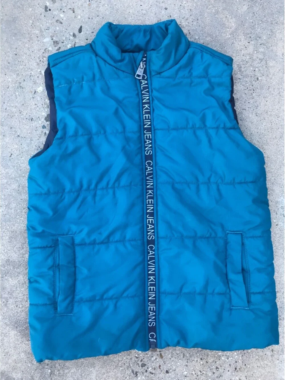 Calvin Klein Jeans Boys Teal Puffer Vest Size 6  Zip Pockets Logo Light Blue